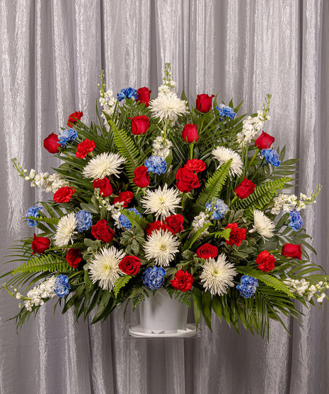 Patriotic Deluxe Basket