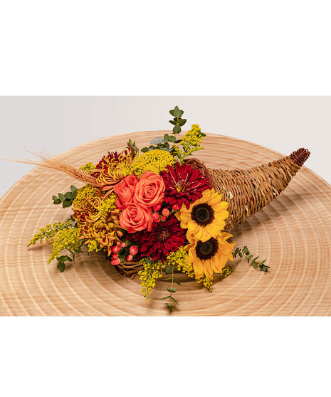 Happy Harvest Cornucopia