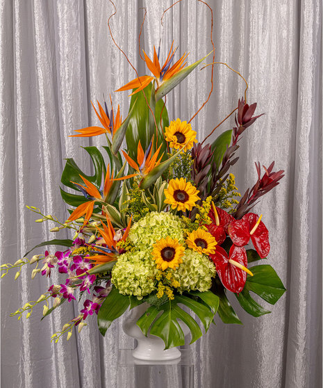 Tropical Tribute Altar