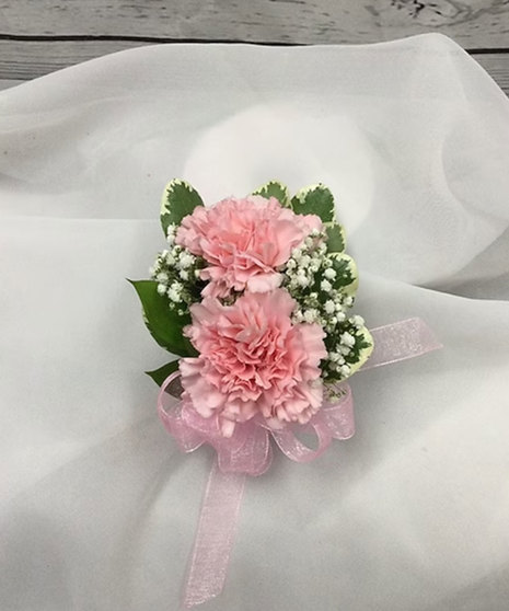 3 Mini Carnation Wrist Corsage
